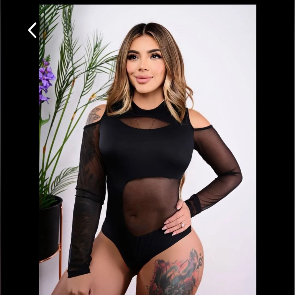 SEXY COLOMBIAN 🇨🇴 BODYSUIT IN VEIL AND SPANDEX FABRIC ONE SIZE